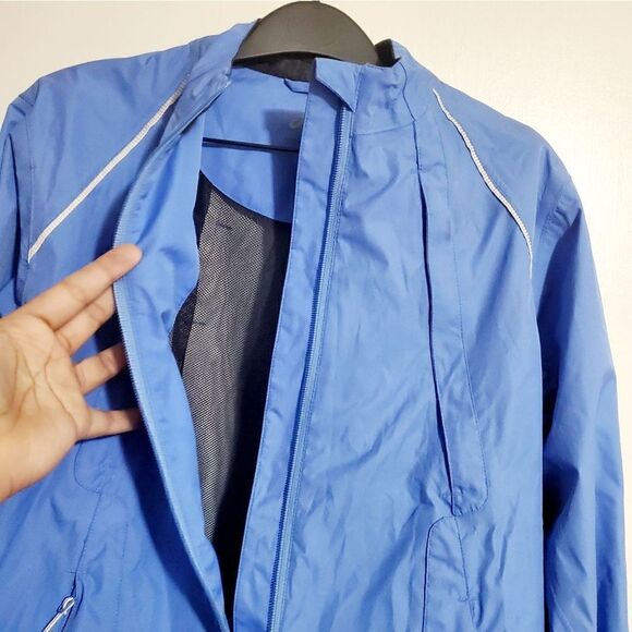 Asics Blue Woman's Running Jacket Size Medium - Picture 4 of 12